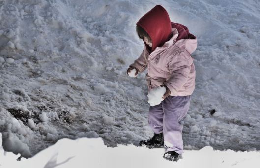 la-nena-y-la-nieve-cma